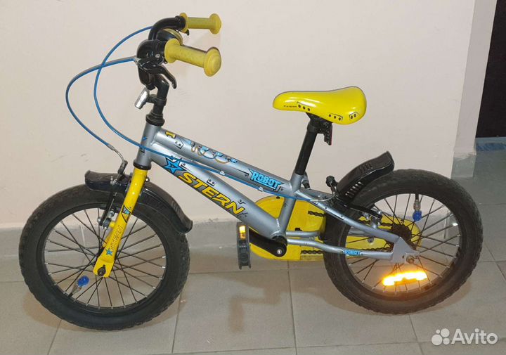 Велосипед для мальчиков Stern Robot 16
