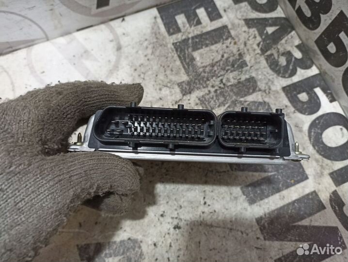 Эбу двигатель Passat B5 ADR V-1.8