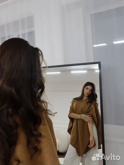 Пальто пончо новое теплое