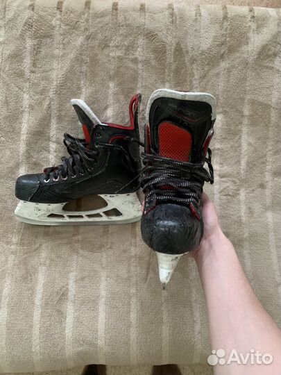 Коньки bauer vapor x600