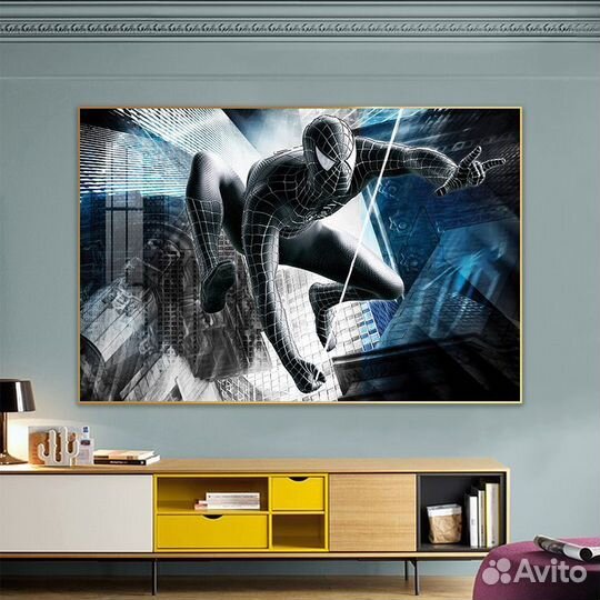 Картины с Человеком Пауком и Найки
