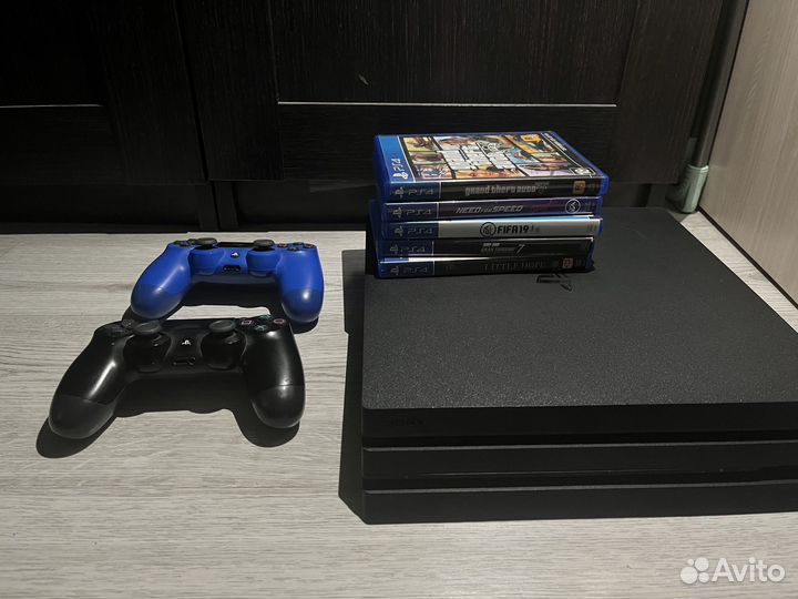 Sony PS4 pro 1tb