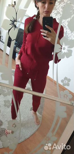 Костюм женский новый