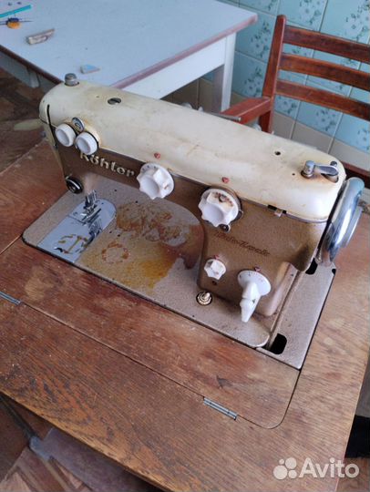 Ручная швейная машинка Kohler Zick-Zack