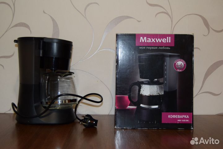 Новая кофеварка капельного типа