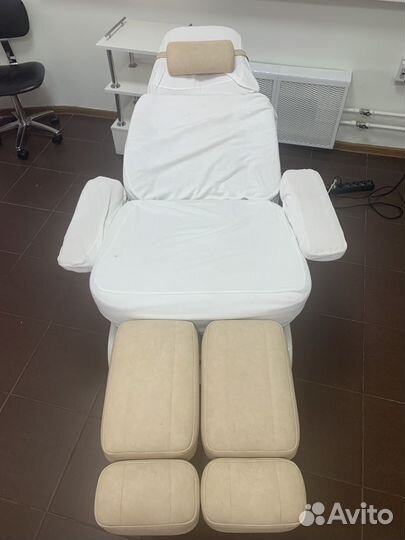 Кресло косметологическое с электроприводом