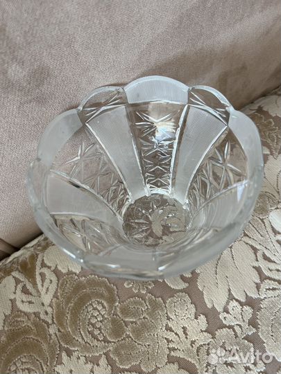 Хрустальная ваза