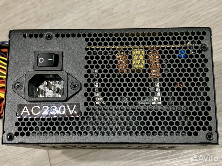 Блок питания для пк Xilence 700w
