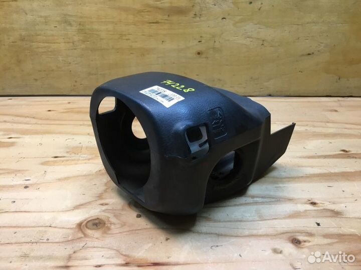 Кожух рулевой колонки Mitsubishi Dingo CQ2A 4G15