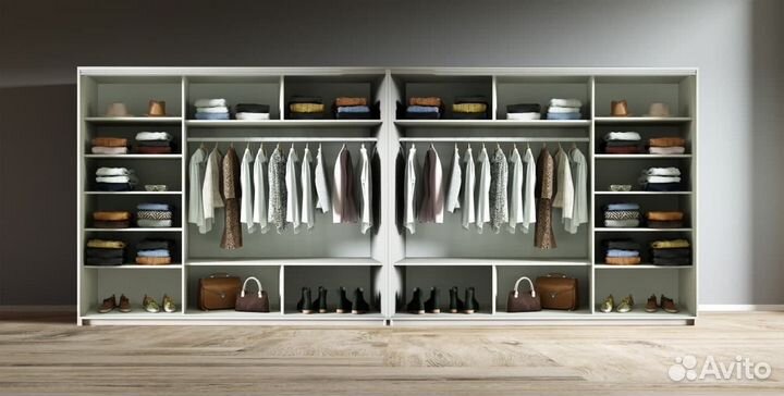 Шкаф купе большой белый и зеркальный