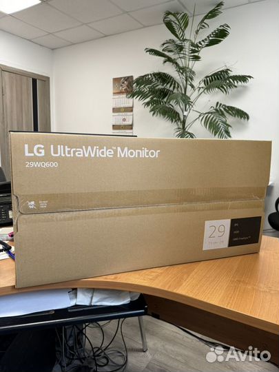 Монитор LG UltraWide 29WQ600-W