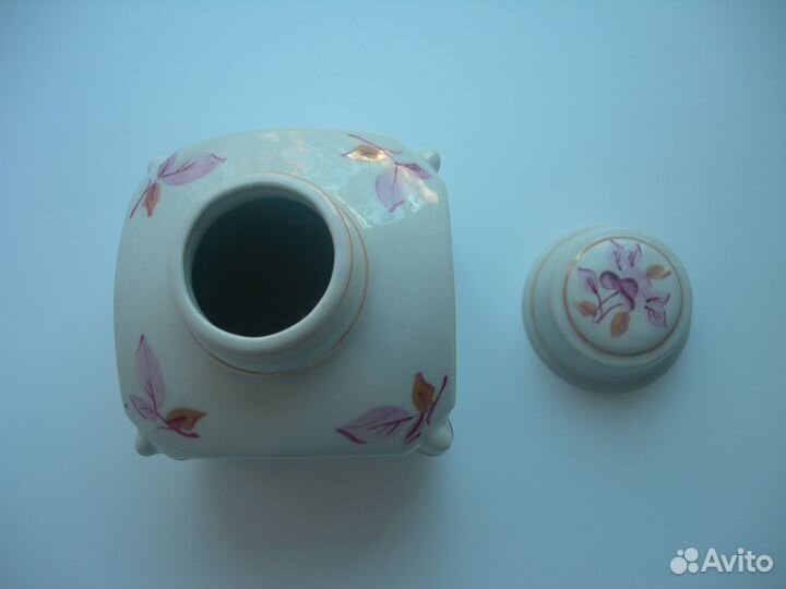 Керамическая банка для хранения чая