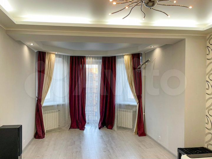 2-к. квартира, 67 м², 8/17 эт.