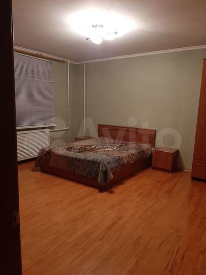 2-к. квартира, 65 м², 8/12 эт.