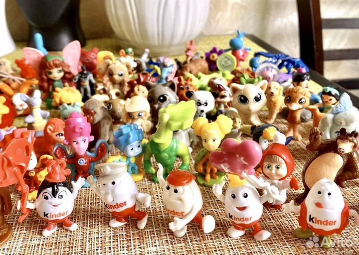 Детские игрушки из киндера Kinder Surprise