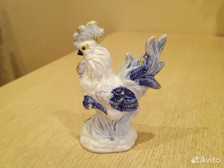Статуэтка Петух