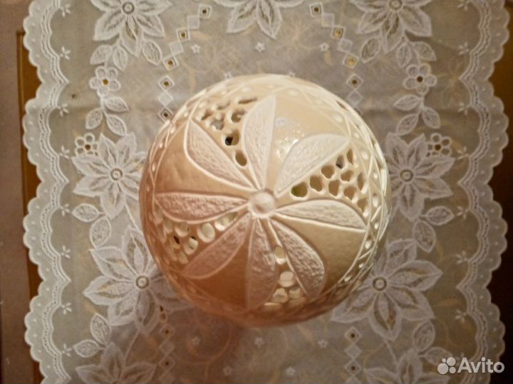 Резное страусиное яйцо