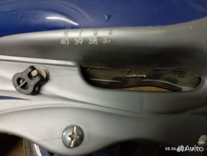 Роликовие коньки