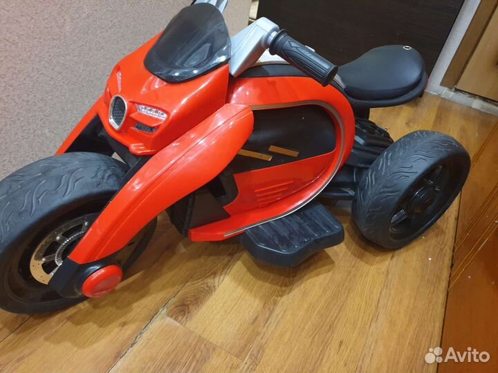 Электромобиль