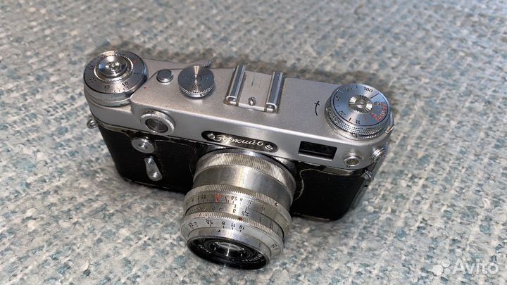 Фотоаппарат Зоркий 6