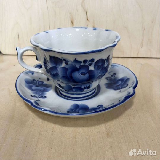 Чашка с блюдцем гжель