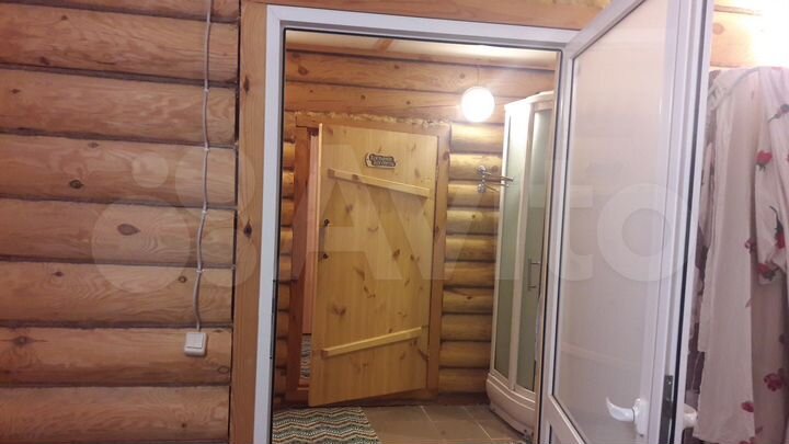 Дом 300 м² на участке 15 сот.