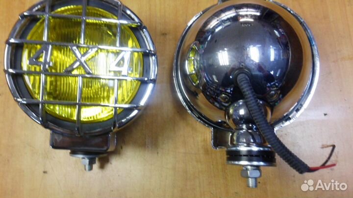 Противотуманки Фара 2 шт левая Гольф 4 Valeo 2шт