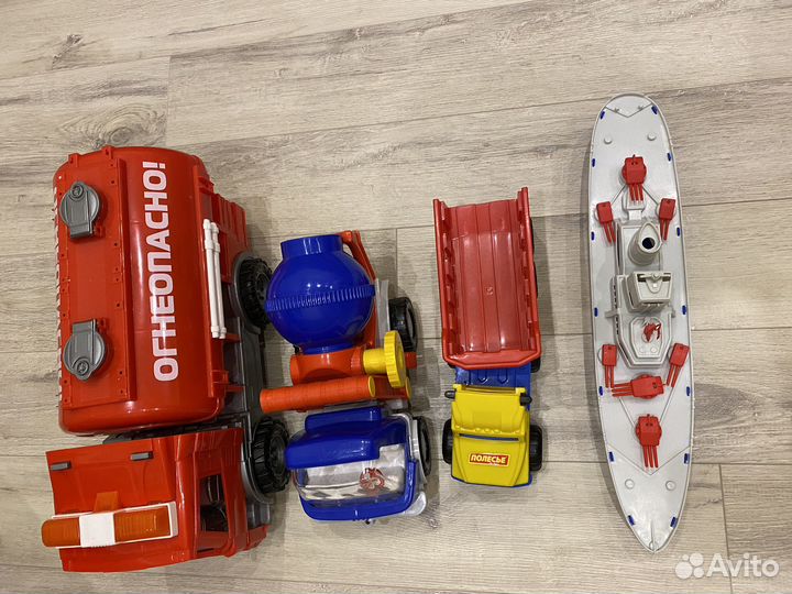 Крупные машинки