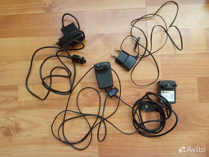 Зарядные устройства телефонов Samsung, LG, Sony