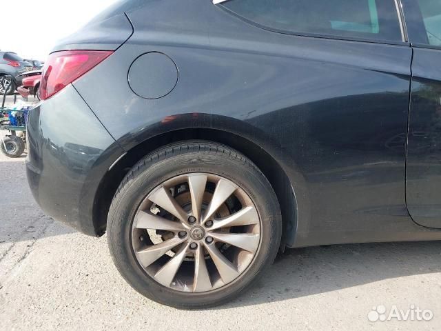 В разборе Opel Astra J GTC рестайлинг