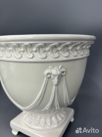 Кашпо для цветов(ваза)