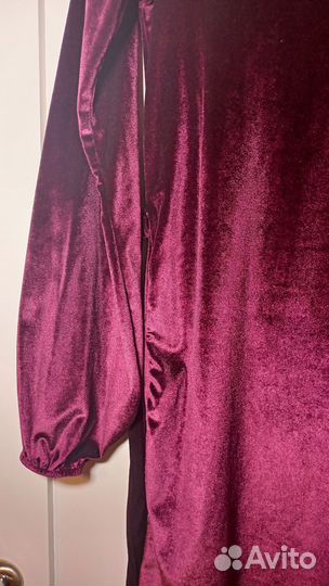 Платье бархатное бордовое