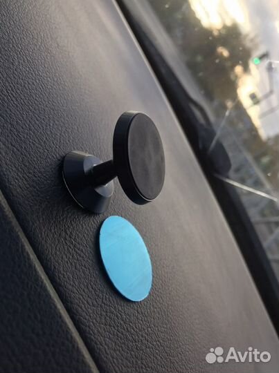 Крепление для телефона в машину