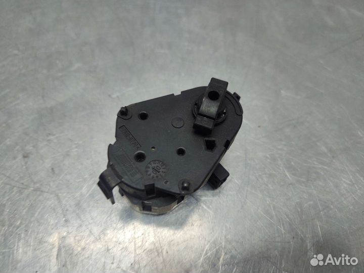 Сервопривод печки BMW X5 E53 2000 г.в