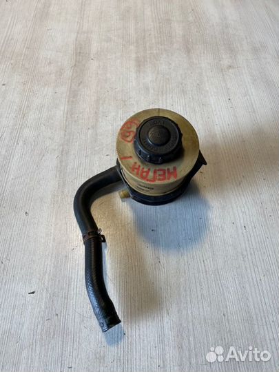 Бачок гидроусилителя Renault Megane 1 K4MA700