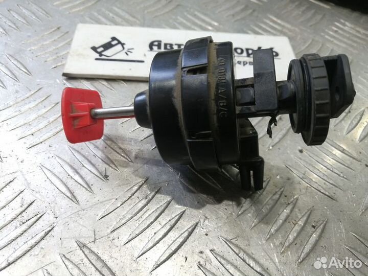 Активатор замка лючка бензобака Mercedes-Benz CLK