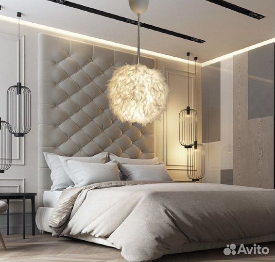 Люстра из перьев