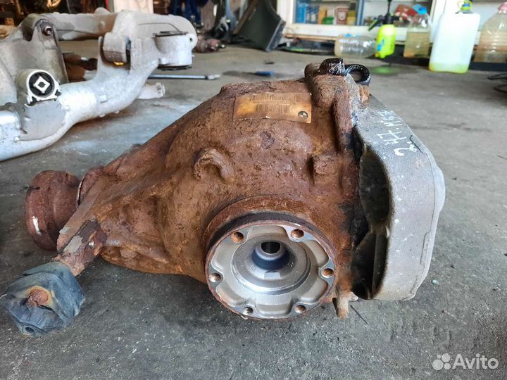 Редуктор задний бмв 525d E60 рест МКПП