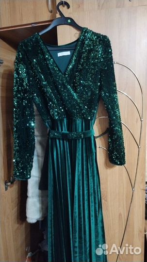 Вечернее платье