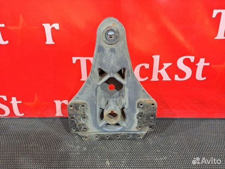 Кронштейн крепления задней рессоры