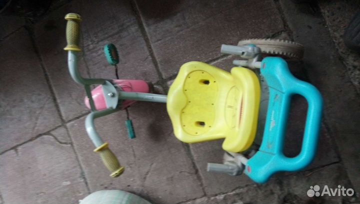 Детский трехколесный велосипед