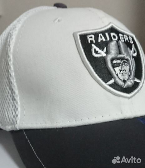 Бейсболка новая