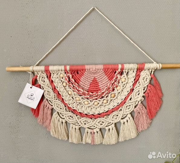 Макраме панно бело-роз 58*30 см