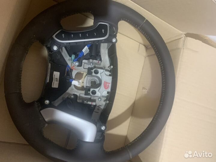 Рулевое колесо кожа hyundai santa fe 2009