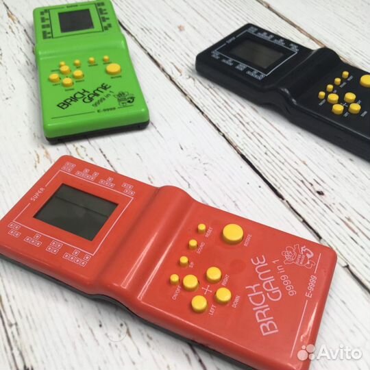 Игровая приставка Тетрис