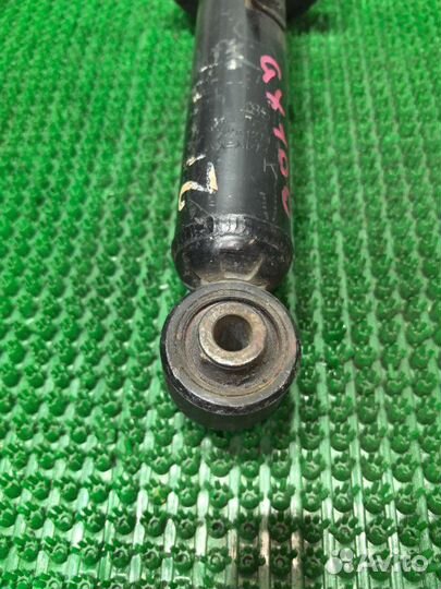 Стойка передняя Toyota Mark Ii GX100