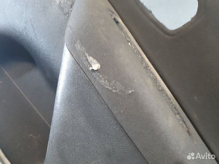 Дверная карта задняя правая Renault Logan 1