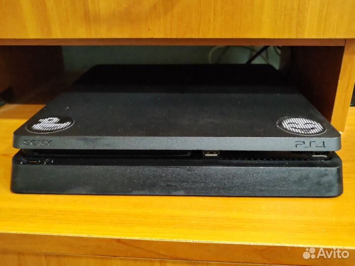 Sony PS4 slim 1tb