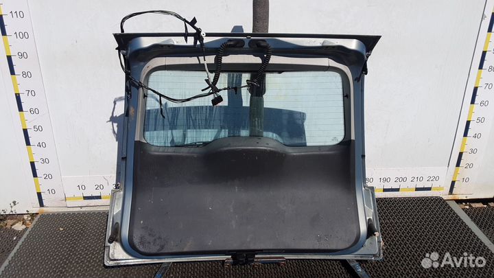 Крышка багажника Ford C-Max (2003-2010)