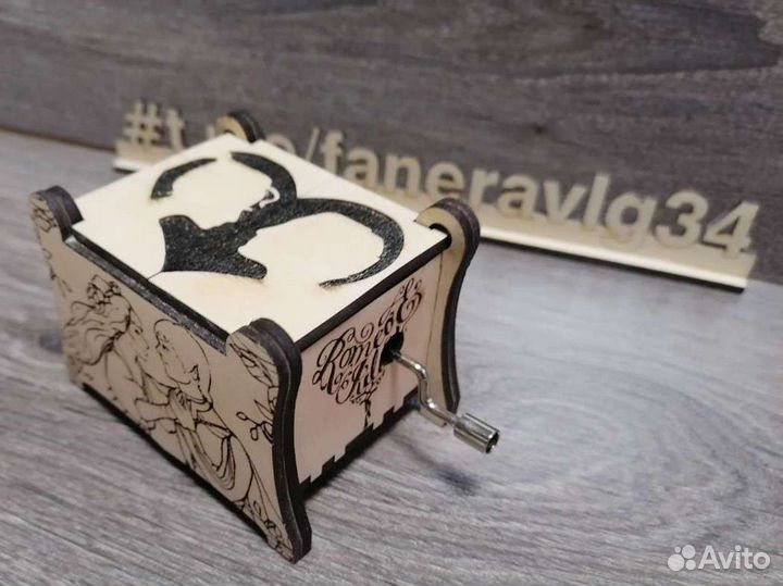 Лазерная резка фанеры